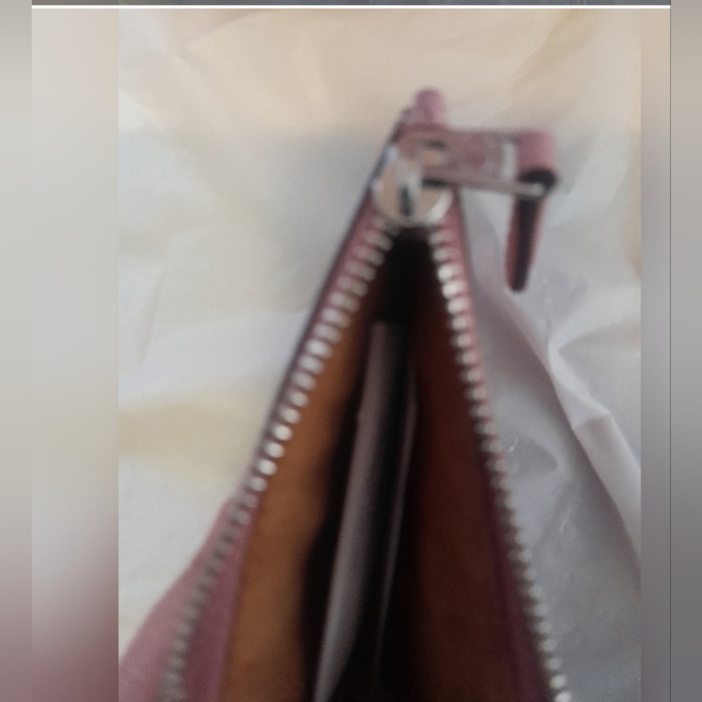 New Coach Leather ID Card Holder With Keyring In Tulip Pink New With Tags 🌸 - Picture 4 of 7